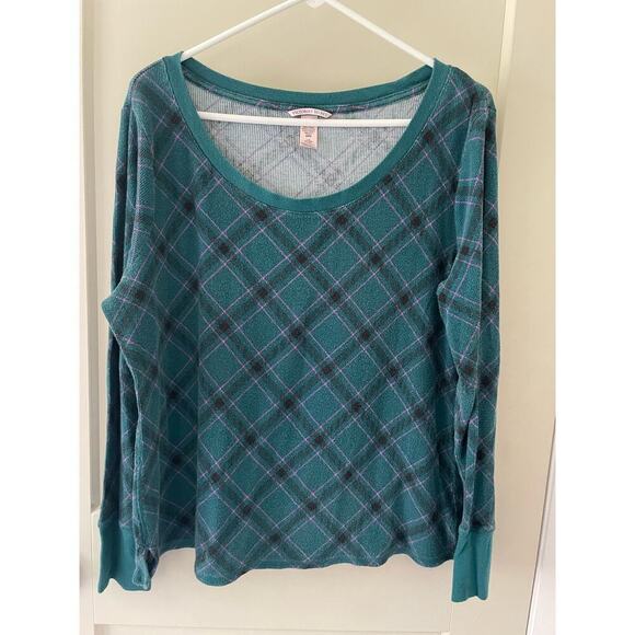 PJ Set: Victoria’s Secret Large Thermal Plaid Long Sleeve - Picture 2 of 3